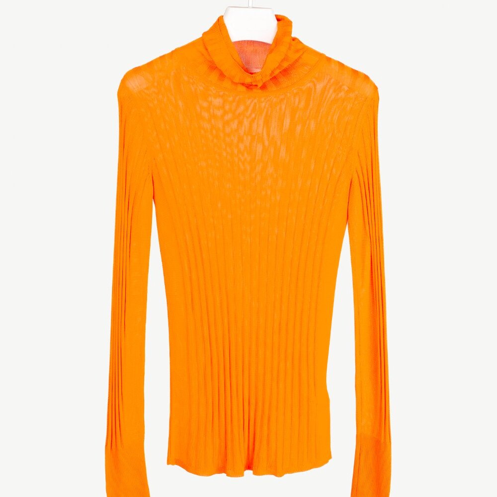 Hope Shape Orange Ribbed Turtleneck Sweater